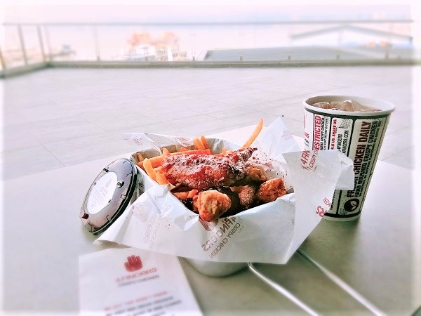 4 Fingers Sea View 4 Fingers Sea View